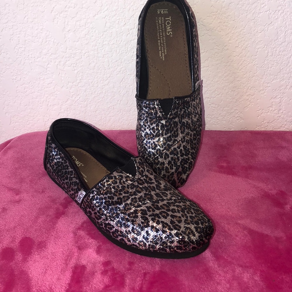 TOMS Sequined Leopard Print